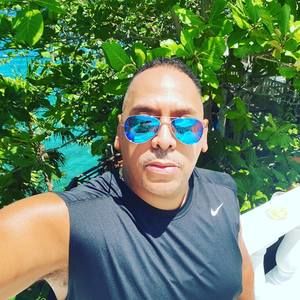 Meet your Posher, Jose